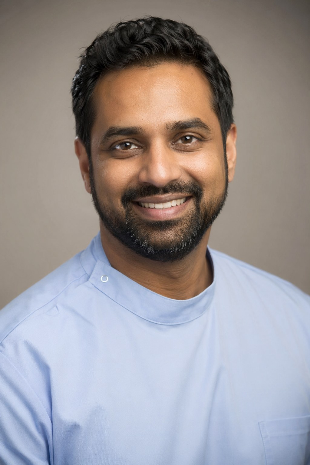 Dr Rohan Mehta, Implant Dentist at Rowanfield Dental